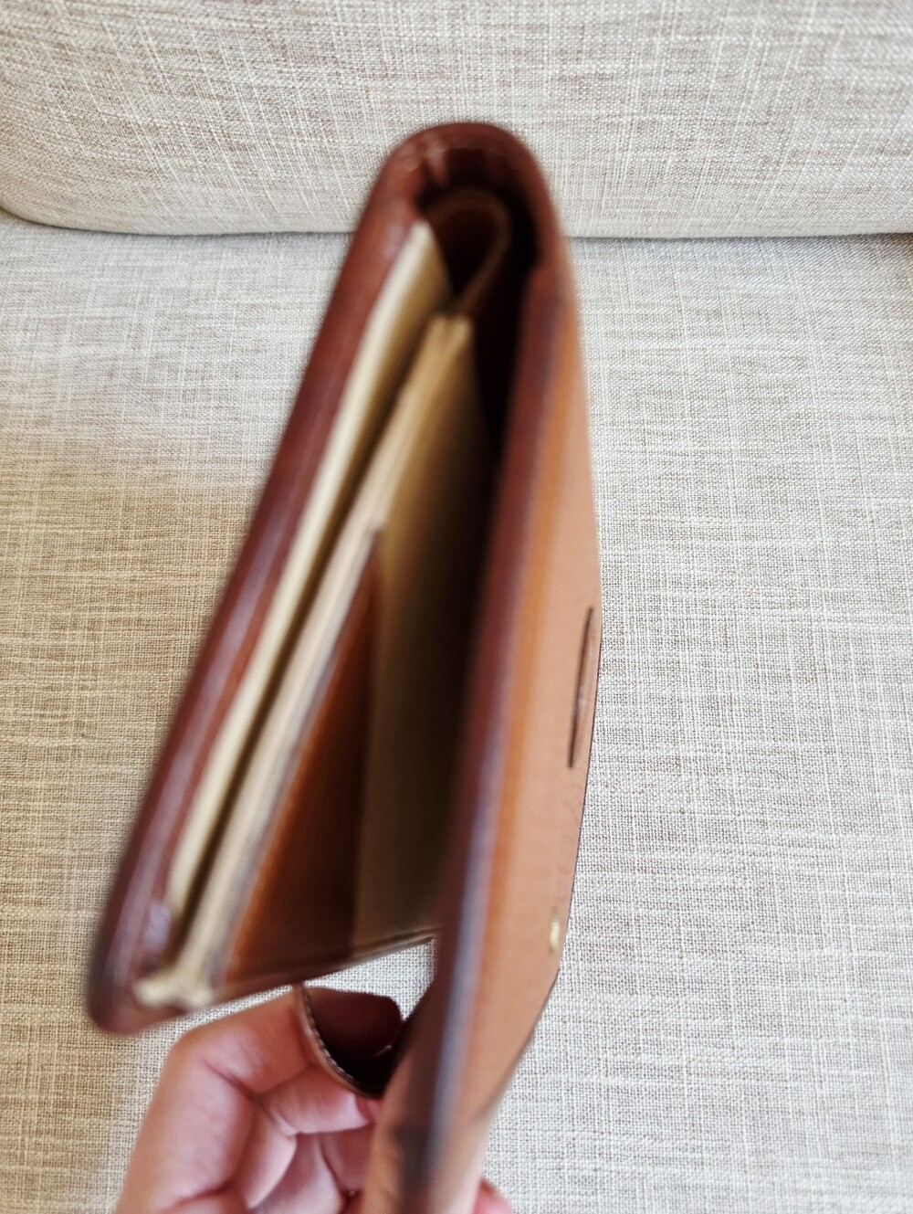 Dooney & Bourke Vintage Agenda Planner Organizer, AWL, 7.5 x 5 - Picture 5 of 11